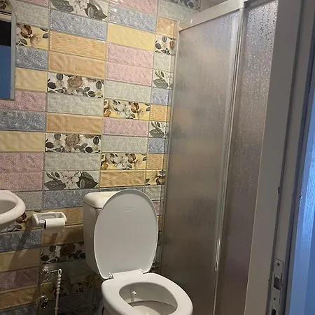 Ξενοδοχείο Wooden House Ueskuedar *