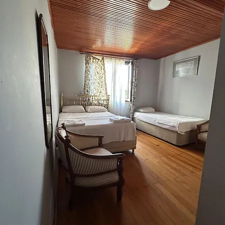 Wooden House Ueskuedar Istanbul